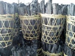 商務聯盟助力其他煤制品產業 燒烤果木桃木木炭廠家生產供應全面解析